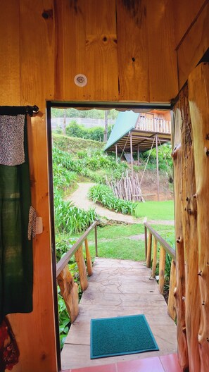 Cabane Tradition, patio, vue jardin