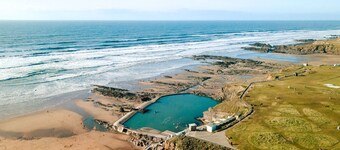 The Blue House is a striking contemporary beach house, designed by architect Ian Hogarth who feature