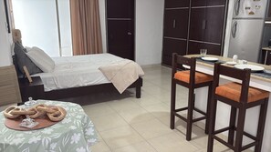 In-room safe, iron/ironing board, free WiFi - Playa del Carmen Estudios (Playa del Carmen)