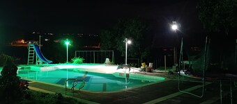 Modern and cozy finca with swimming pool, natural charm.