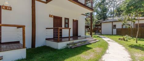 Basic Villa | Terrace/patio