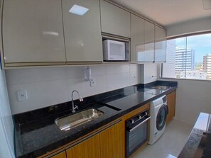 Basic Apartment | Private kitchen