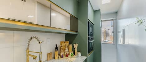 Basic Apartment | Private kitchen