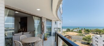 伊列烏斯海灘300米游泳池公寓飯店