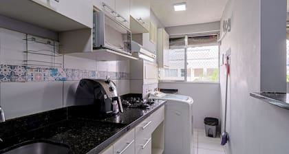 Apto com Ar-condicionado e Vaga em Hon rio Gurgel