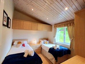 3 bedrooms, iron/ironing board, WiFi