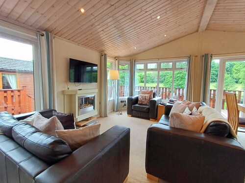 Willow Lodge -  a holiday lodge that sleeps 6 guests  in 3 bedrooms