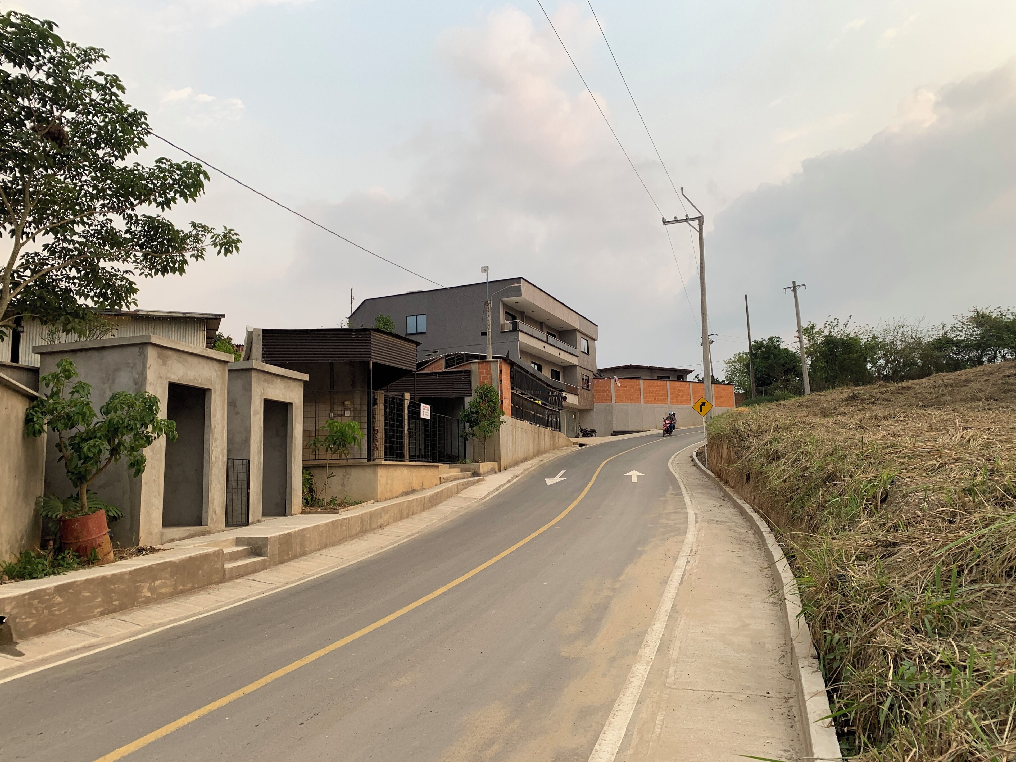 المنشأة من الخارج