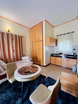 Front of property - golden hotel and apartments (Mbarara)