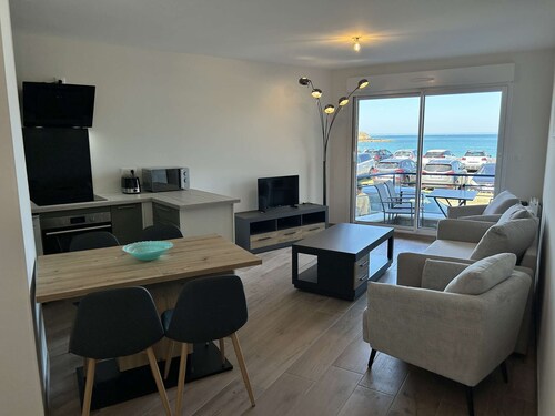 530 - T3 apartment in Erquy with full sea view