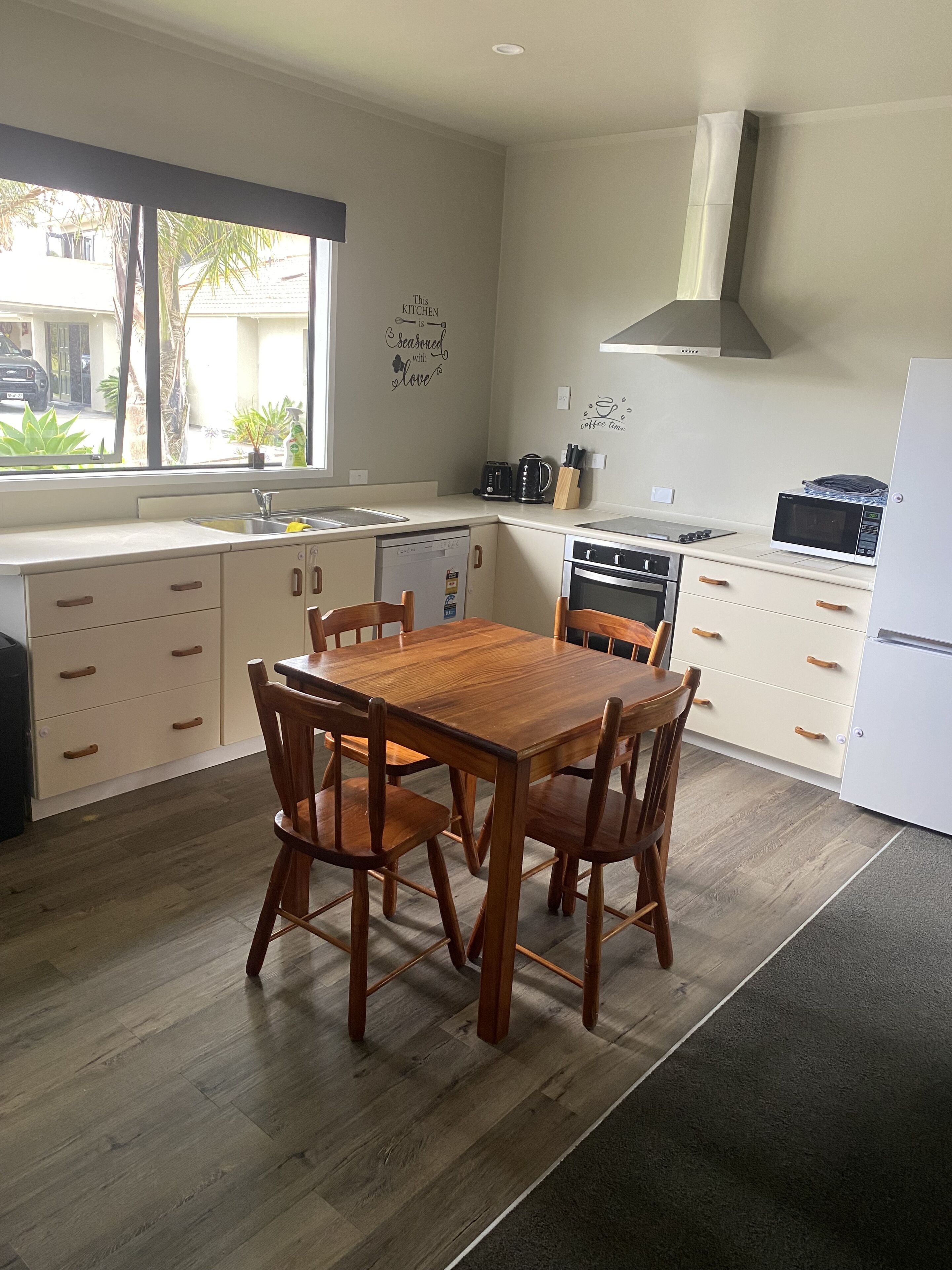 Microwave, oven, stovetop, dishwasher