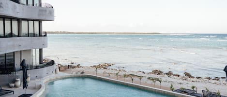 Utomhuspool