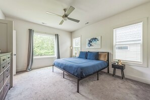 3 dormitorios, tabla de planchar con plancha, wifi y ropa de cama