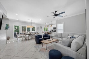 Smart TV - Villa 7218 on Duck Key - 3 BR & 3 BA - Boat Slip Available (Duck Key)