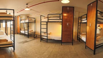 Ropa de cama hipoalergénica, insonorización, wifi gratis y ropa de cama