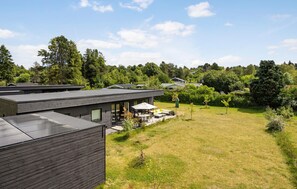 Exterior - Beautiful home in Fårevejle with WiFi (Fårevejle)