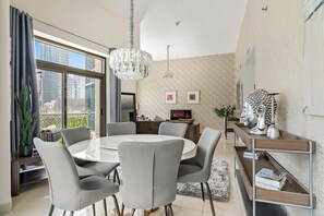 Dining - Chic 1 BD with Marina View in Park Island (Dubai)