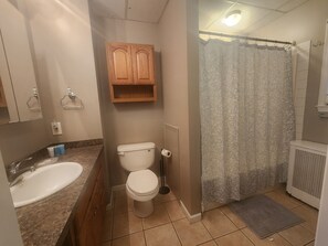 Towels, soap, shampoo, toilet paper