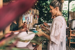 Free daily buffet breakfast