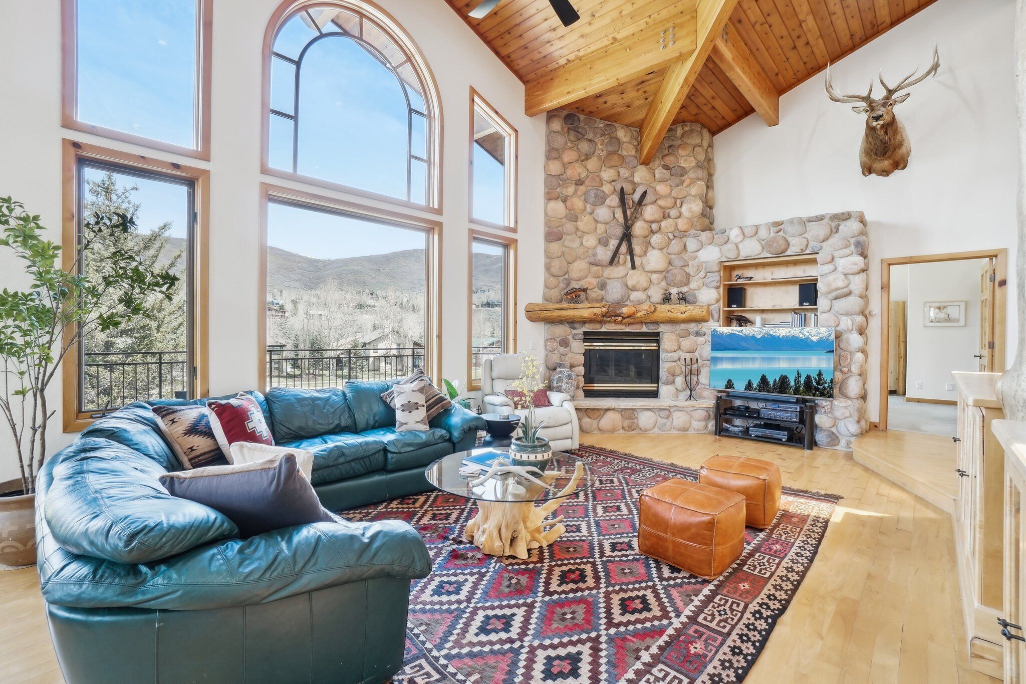 TV connectée, cheminée