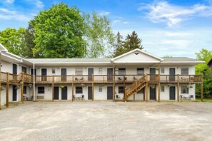 Exterior - Comfy & Pet Friendly Stay Near Cooperstown (East Springfield)