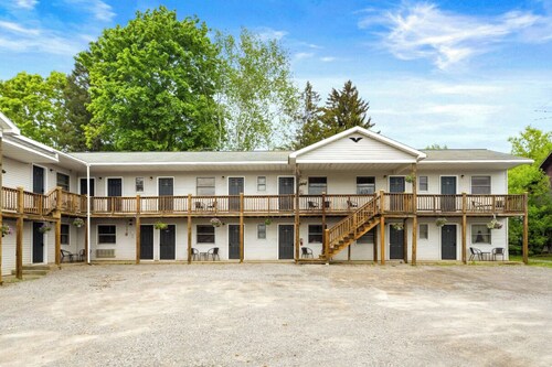 Comfy & Pet Friendly Stay Near Cooperstown w/Kitchen