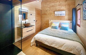 5 Schlafzimmer, Bügeleisen/Bügelbrett, Reisekinderbett, kostenloses WLAN