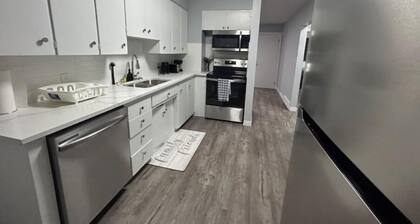 Cute Highland Park Entire Unit A