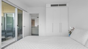 1 Schlafzimmer, Schreibtisch, Bügeleisen/Bügelbrett, kostenloses WLAN