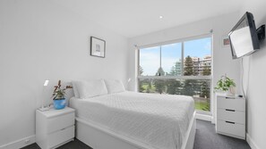 1 chambre, bureau, fer et planche à repasser, Wi-Fi gratuit