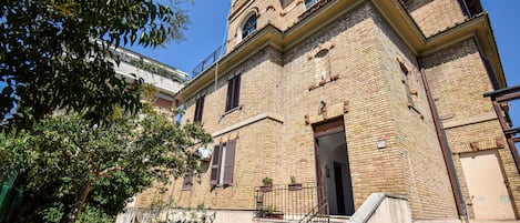 Extérieur