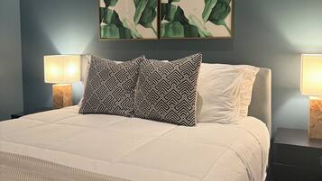 2 bedrooms, iron/ironing board, WiFi (free), bed sheets