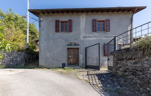 Esterni