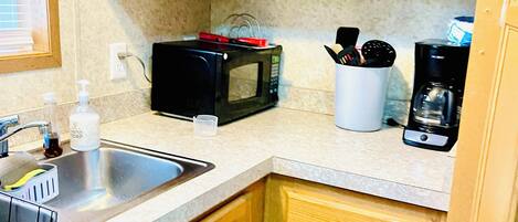 Microwave, stovetop, dishwasher