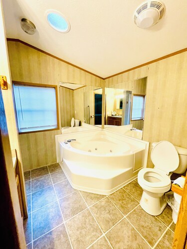 COZY & COMFORTABLE MOBILE HOME IN DYER BROOK MAINE