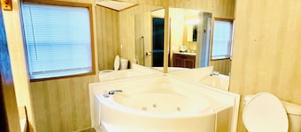 COZY & COMFORTABLE MOBILE HOME IN DYER BROOK MAINE