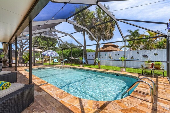 A heated pool - Luxury meets Leisure - Viscaya Paradise - Roelens (Cape Coral)