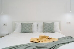 1 bedroom, desk, iron/ironing board, travel cot