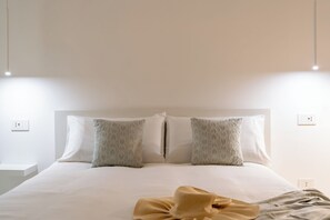 1 bedroom, desk, iron/ironing board, travel cot - Loft 192 - Giardini Naxos (Giardini Naxos)