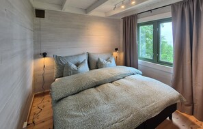 4 Schlafzimmer, Reisekinderbett, kostenloses WLAN