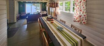Amazing home in Svelvik with WiFi