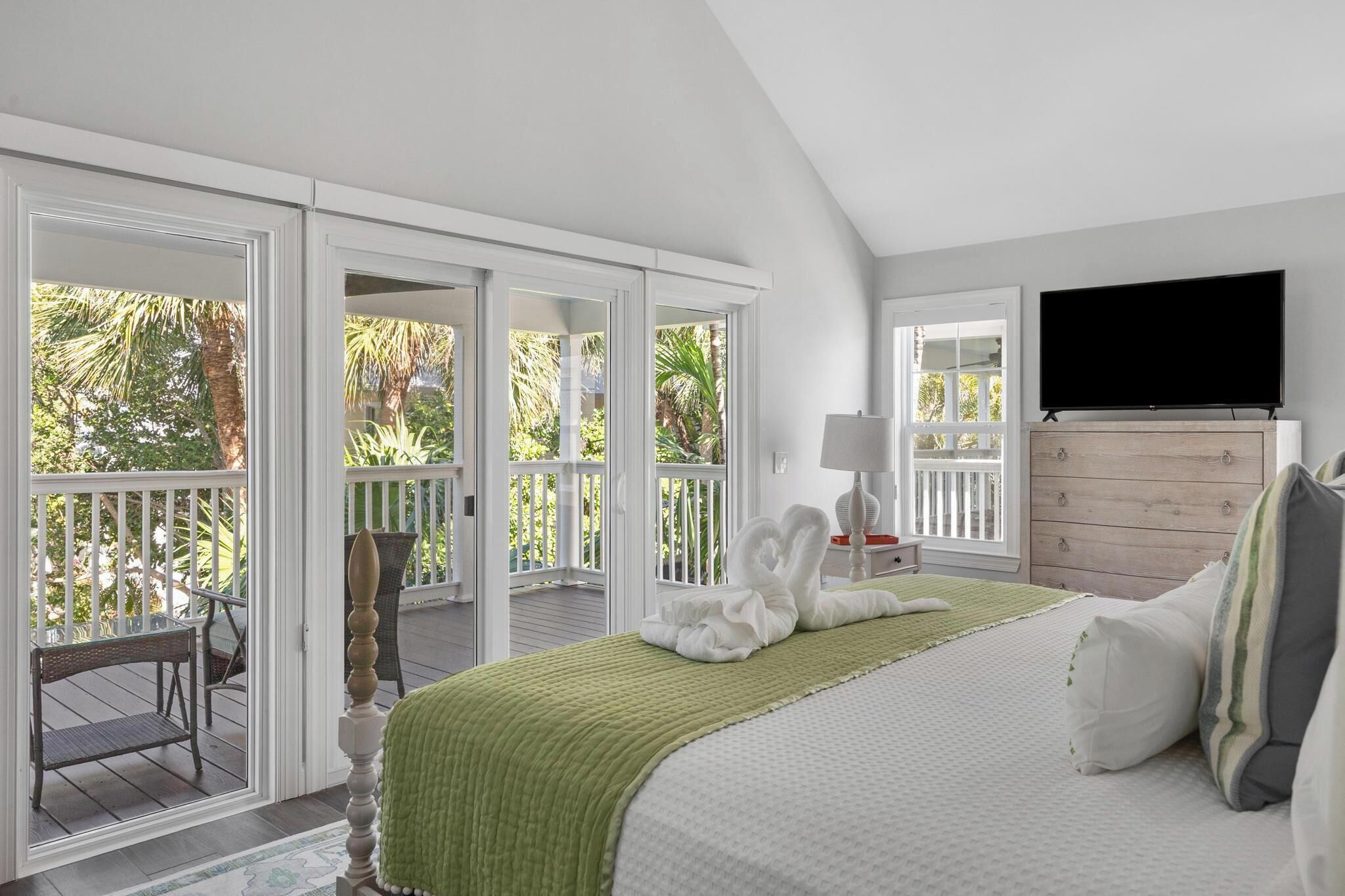 3 chambres, fer et planche à repasser, Wi-Fi gratuit, draps fournis