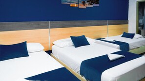 Family Room, Balcony | Premium bedding, free WiFi, bed sheets - Hotel Caribe Real Inn (Santa Marta)