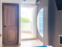 Premium bedding, free WiFi, bed sheets