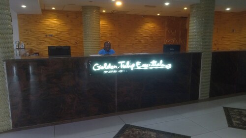 Luxury & Location: Golden Tulip Owerri. with WiFi, AC