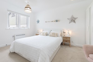 3 bedrooms, WiFi, bed sheets