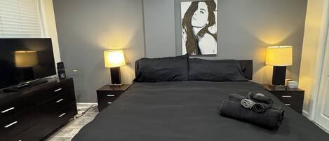 Iron/ironing board, internet, bed sheets