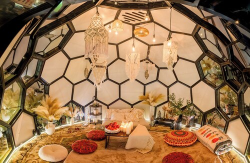 Elegant Retreat •Sleep 10•Boho Dome Lounge•Hot Tub •Games •Golf •Serene Getaway