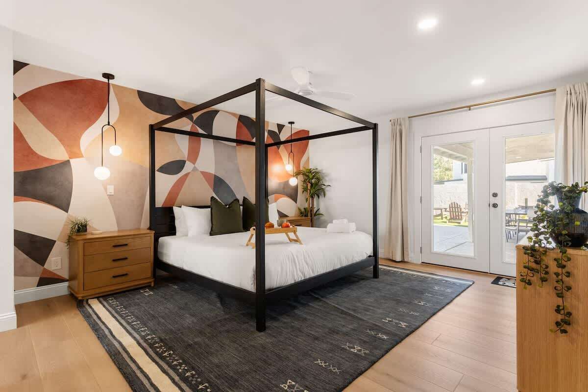 5 bedrooms, iron/ironing board, travel cot, free WiFi