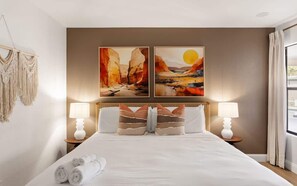 5 chambres, fer et planche à repasser, lit parapluie, Wi-Fi gratuit